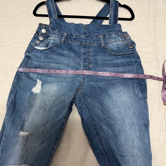 Denim overall distressed size 10 - Picture 3 of 7